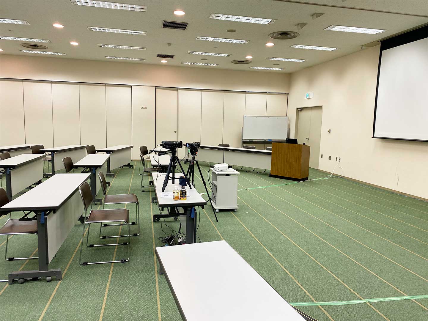 格安動画制作・ライブ配信サポートのジェイ動画